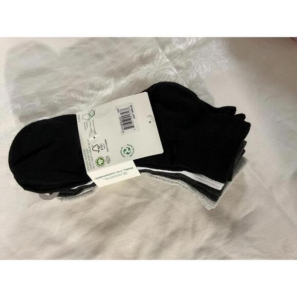 French connection Conscious Connection 5 pair quarter socks - Picture 2 of 8